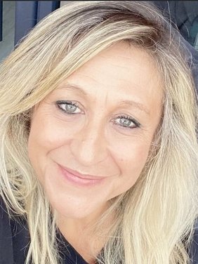 Yolanda Corell Almuzara